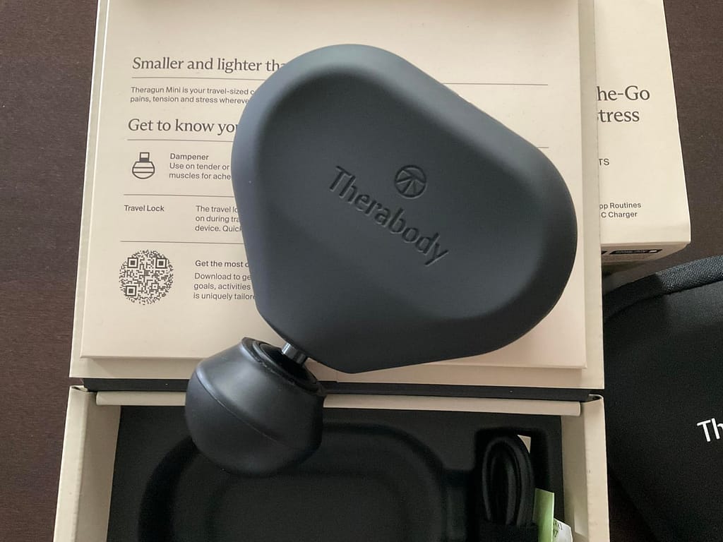Theragun Mini – Kompaktowy Pistolet do Masażu